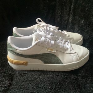 Puma Jada camo sneakers